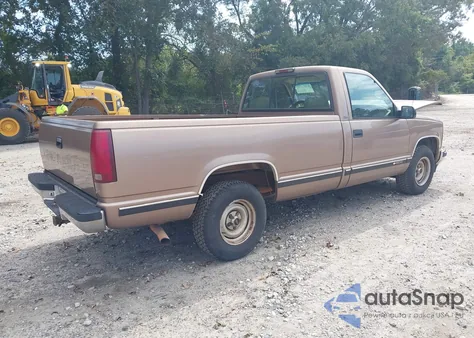 1997 Chevrolet C1500 Fleetside из США, поврежденный, VIN 1GCEC14M1VE192636